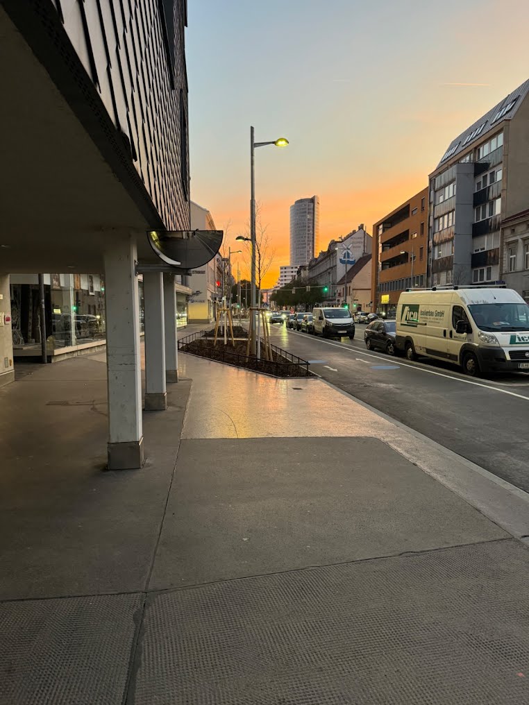 Tiefgarage: Pkw-Stellplatz – Floridsdorfer Hauptstraße, 1210 Wien | Foto 2 von 5